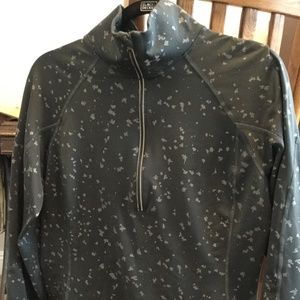 Under armor infared long sleeve top